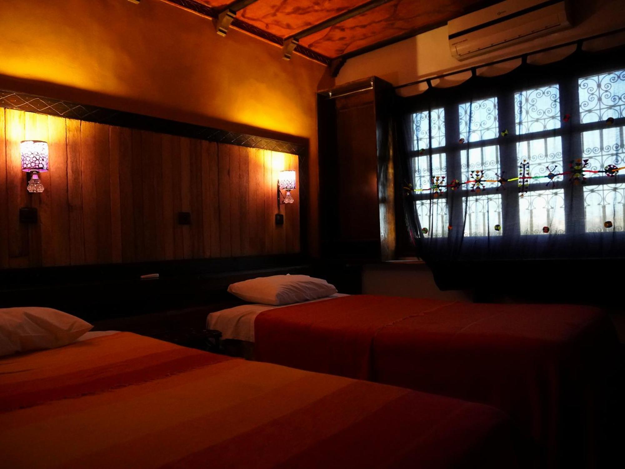 La Kasbah Elkhorbat Muxu Berbere Hotel Asrir  Exterior photo